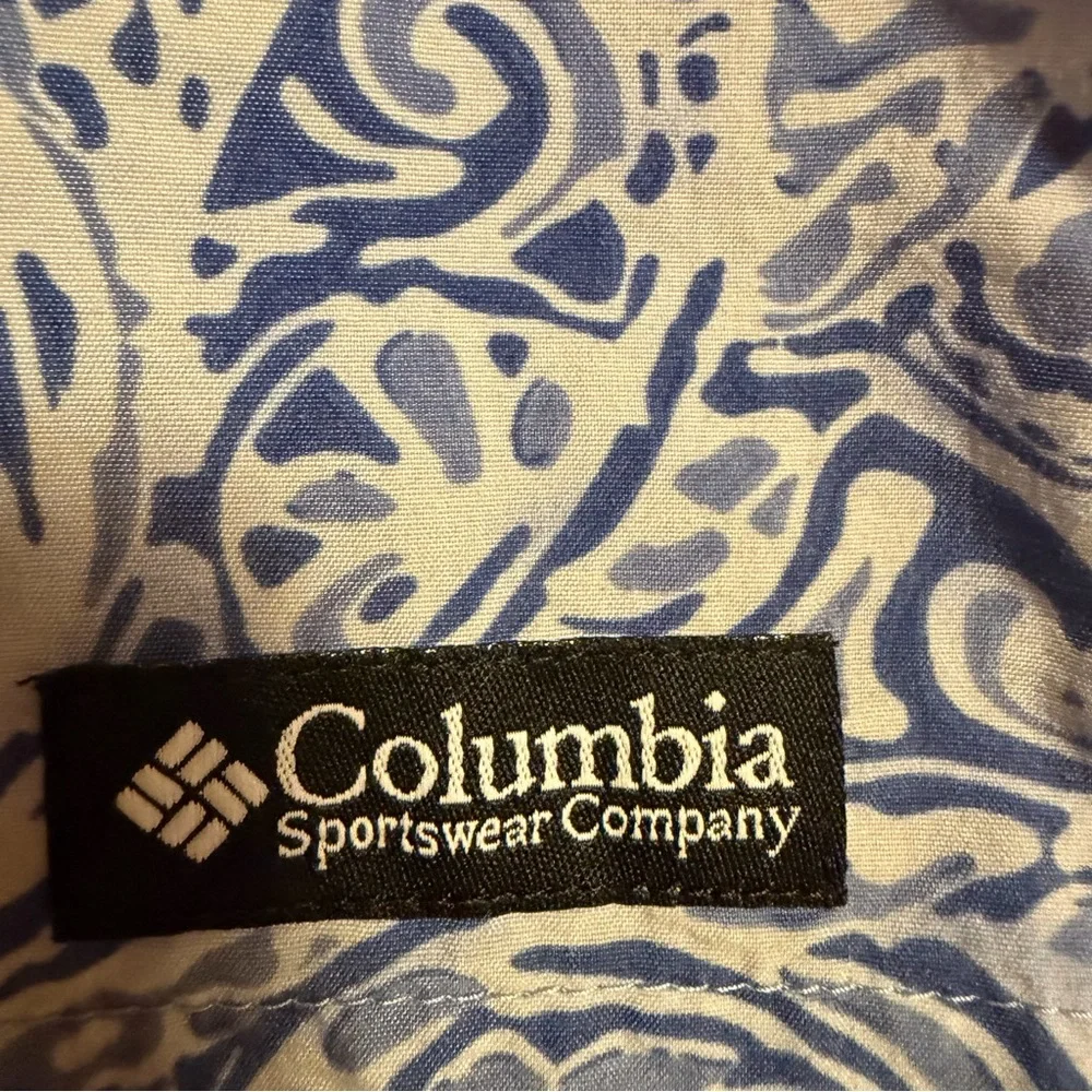 Columbia men swim